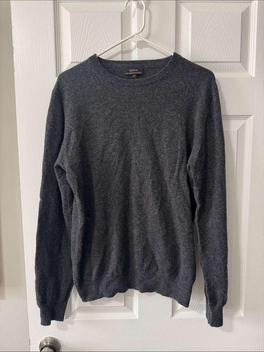 Quince Mongolian Cashmere Crewneck Sweater - Charcoal Gray